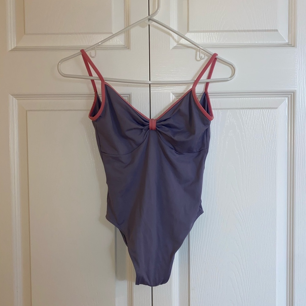Lilac V-neck camisole leotard with pink trim